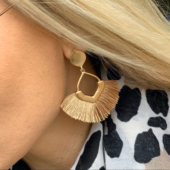 Brown fringe earrings - Picture 2 of 5